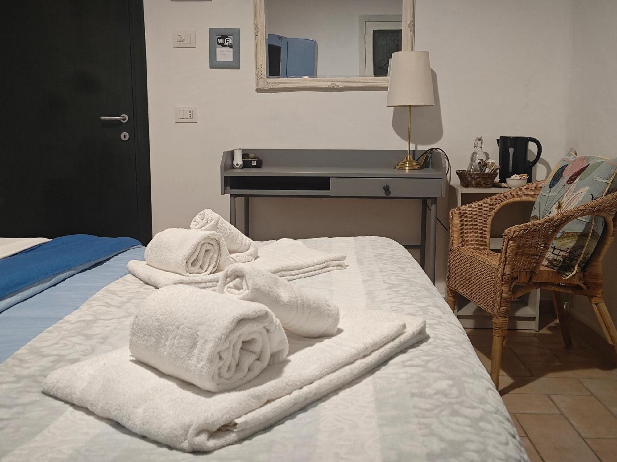 Bed and Breakfast La Casa Dei Carrai Pitigliano Exterior foto